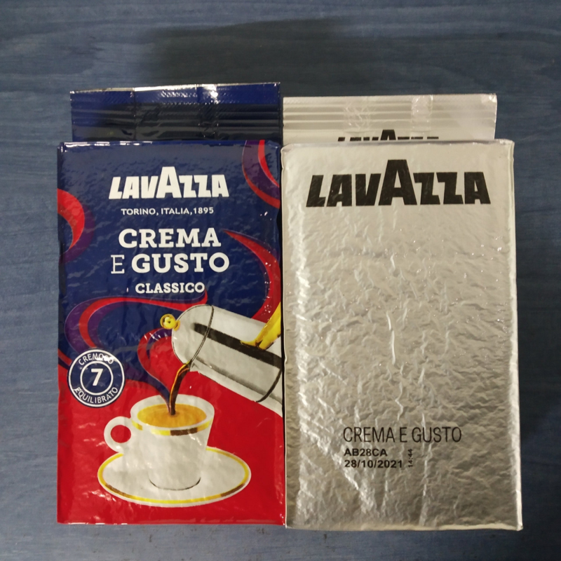 Кава мелена в брикетах Lavazza Crema e Gusto 250 грамів (Польща)